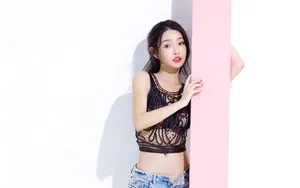 迷人童菲桌面壁纸_4