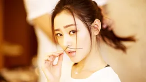 张天爱桌面壁纸_10
