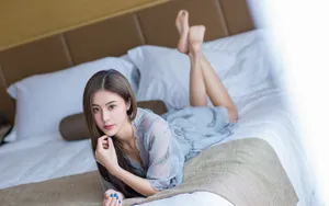 好看的知性美女写真图片