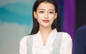 美女演员孙怡图片壁纸_4