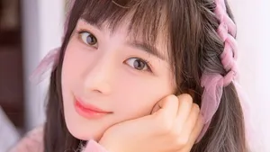 赵韩樱子甜美写真图片_4