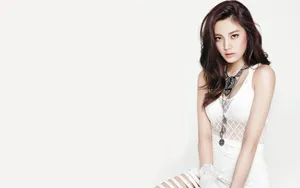 美女林珍娜高清桌面壁纸_3