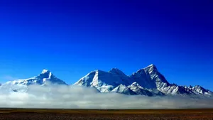 西藏卓木拉日峰图片_6