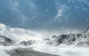 沿途公路的风景图片_3