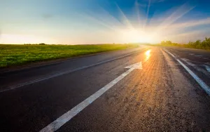 沿途公路的风景图片_8