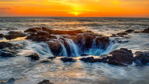 黄昏海边夕阳残阳图片_18