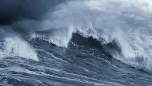 海洋巨浪浪花图片_5