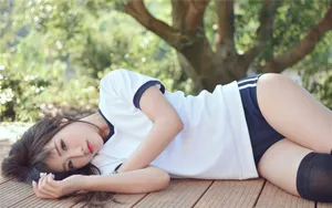 清纯运动美女图片壁纸