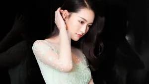 美女明星李沁图片_7