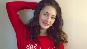 美女明星李沁图片_17