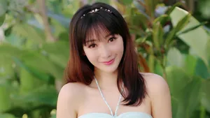 柳岩最新图片壁纸_7
