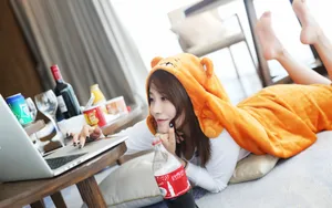 居家少妇写真图片壁纸_9