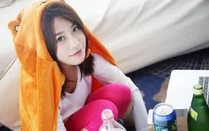 居家少妇写真图片壁纸_12