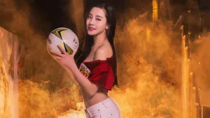 足球宝贝妍子沁性感写真壁纸_4