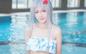 本间芽衣子cos图片壁纸_2