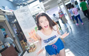 夏日清凉街拍美女图片_5