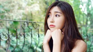 高颜值美女图片壁纸_4