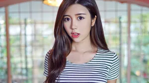 高颜值美女图片壁纸_9