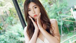 高颜值美女图片壁纸_15