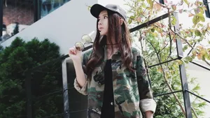 美女方安娜桌面壁纸_4