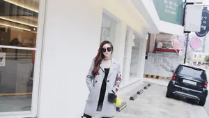 美女方安娜桌面壁纸_8