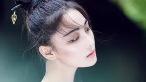 张馨予剧照桌面壁纸_14
