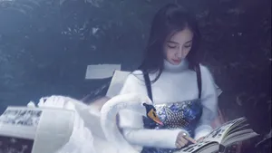 杨颖angelababy《时尚芭莎》写真壁纸_3