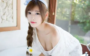 甜美性感美女桌面壁纸_2
