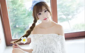 甜美性感美女桌面壁纸_4