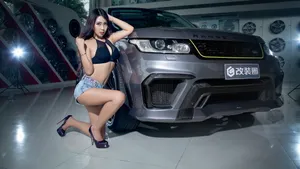路虎揽胜运动版美女模特图片_5
