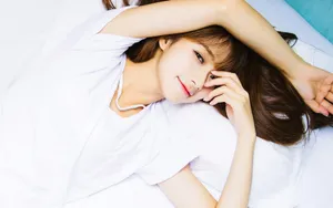 美女床上写真图片_8