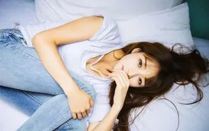 美女床上写真图片_9