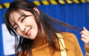 美女米露壁纸图片_5