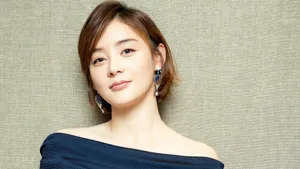 美女袁姗姗最新图片壁纸_12