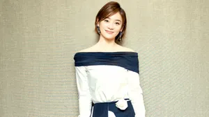美女袁姗姗最新图片壁纸_13