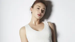 美女袁姗姗最新图片壁纸_15