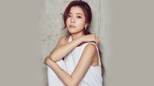 韩国美女郑诗雅图片壁纸_6