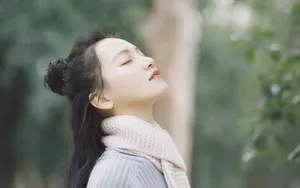 武大校花黄灿灿图片壁纸_3