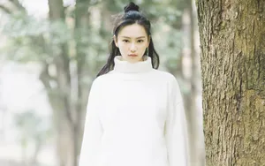 武大校花黄灿灿图片壁纸_17