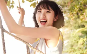 美女唐艺昕图片