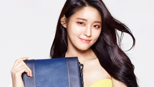 韩国AOA女团成员雪炫图片_5