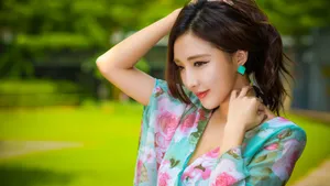 极品美女赵芸图片_4