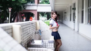 青春学生女生图片壁纸_5