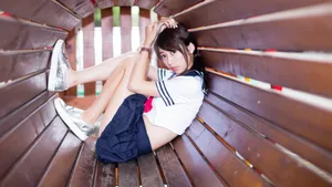 青春学生女生图片壁纸_9