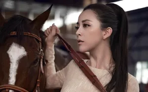 美女黄小蕾图片壁纸_5