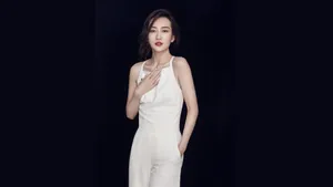 美女王鸥图片壁纸_4