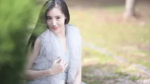 白嫩美女图片壁纸_4