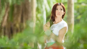 美女清新写真图片壁纸_2