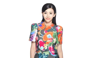 黄色美女胡丹丹图片_7