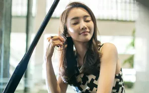 女演员刘芊含图片